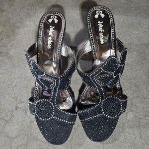 John Fashion Black Embellished Heels
